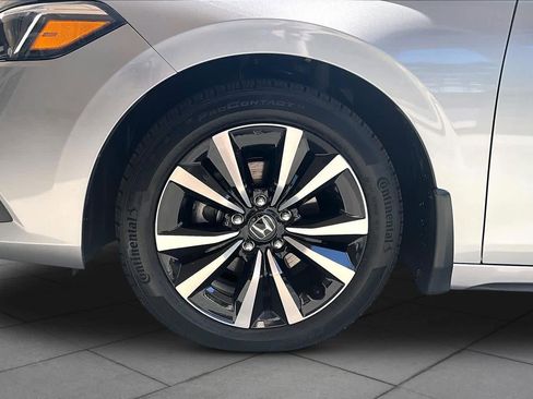 Used 2024 Honda Civic EX-L image 11