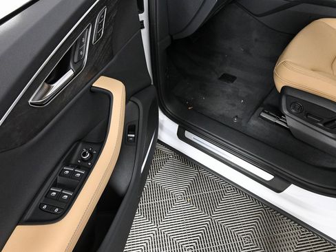 New 2025 Audi Q7 3.0T Premium Plus image 8