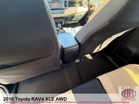 Used 2016 Toyota RAV4 XLE AWD/4WD image 26