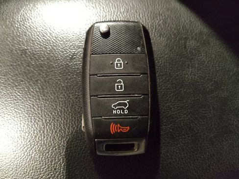 Used 2019 Kia Soul FWD image 32