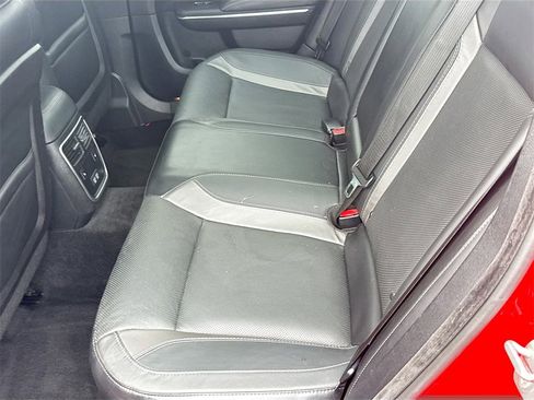 Used 2015 Dodge Charger R/T w/ Plus Group image 29