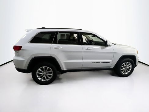 Used 2022 Jeep Grand Cherokee Laredo E image 4