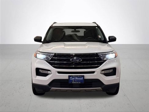 Certified 2024 Ford Explorer XLT w/ Equipment Group 202A AWD/4WD image 4