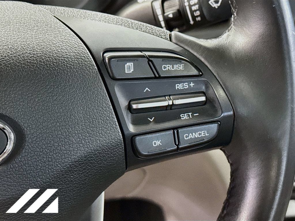 Used 2020 Hyundai Elantra Value Edition FWD image 13