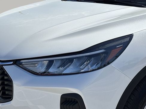 Certified 2023 Ford Escape Active w/ Tech Pack #2 image 6