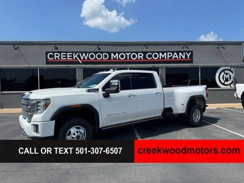 Used 2022 GMC Sierra 3500 Denali w/ Denali Ultimate Package AWD/4WD image 1