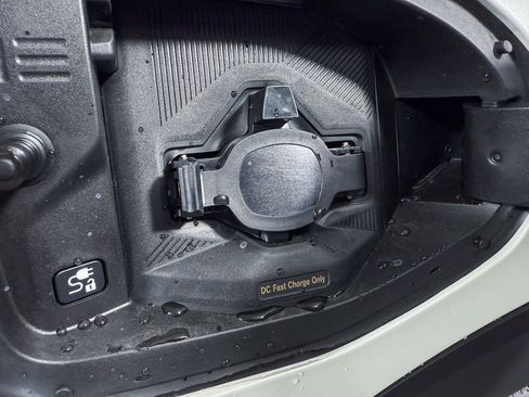 New 2026 Nissan Leaf SV+ image 37