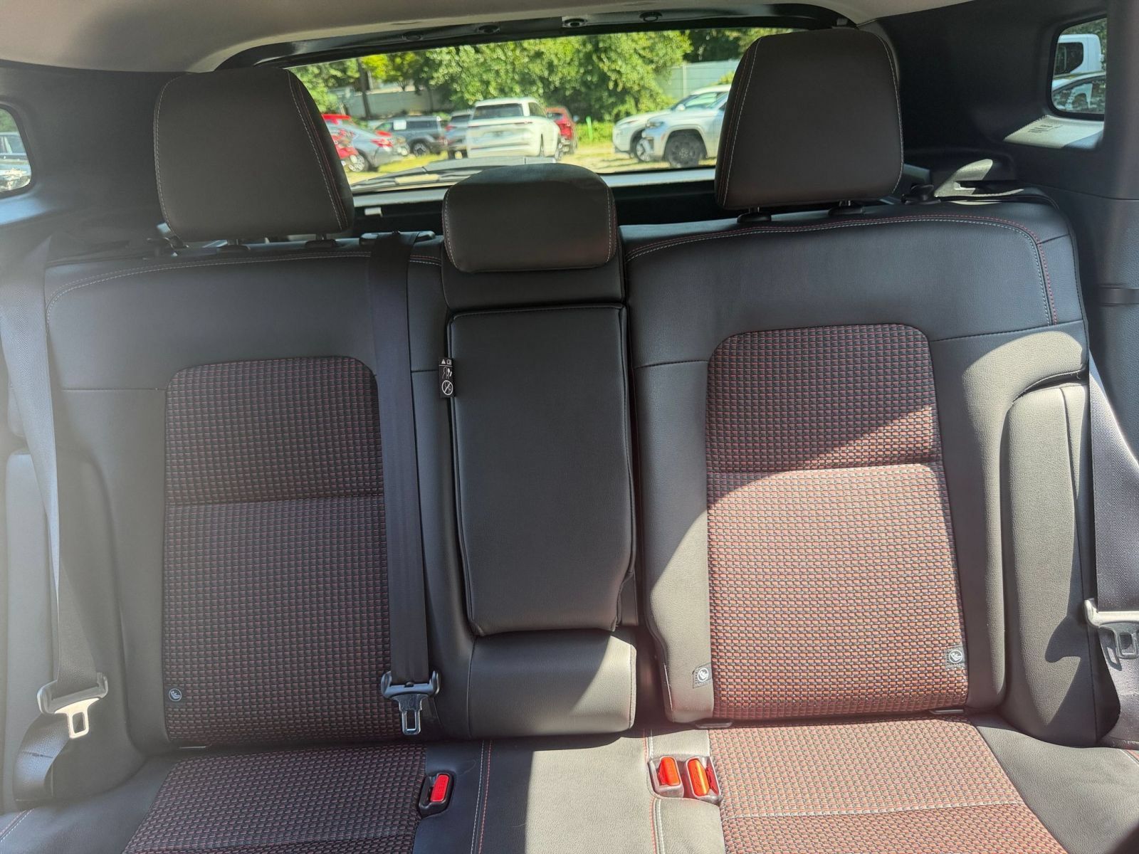 Used 2026 Nissan Kicks SR FWD image 36