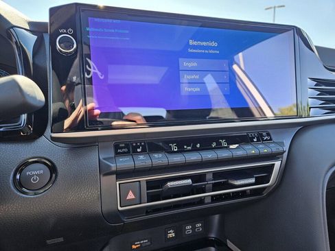 Used 2025 Toyota Camry XSE image 12