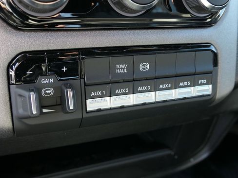 New 2026 RAM 3500 Tradesman w/ Chrome Appearance Group A AWD/4WD image 22