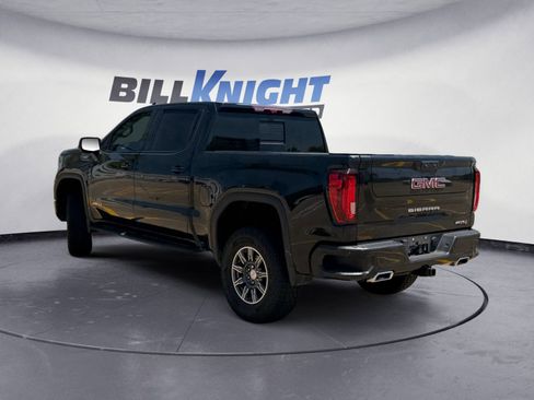 Used 2024 GMC Sierra 1500 AT4 w/ Technology Package AWD/4WD image 3