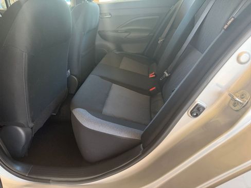Used 2025 Nissan Versa SV FWD image 23