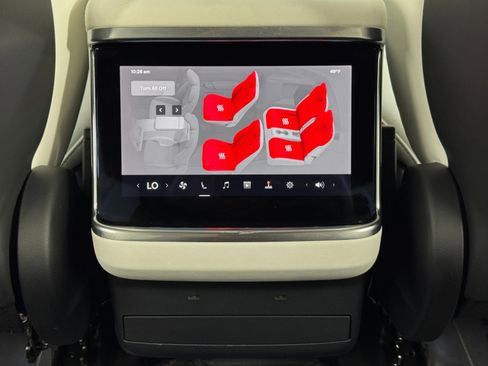Used 2022 Tesla Model X image 36