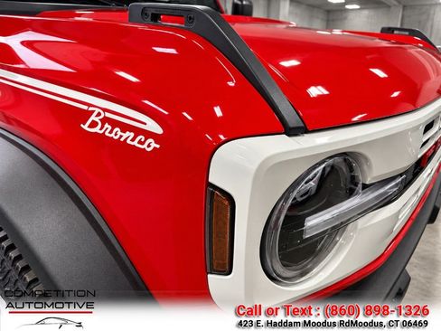 Used 2024 Ford Bronco Heritage Edition AWD/4WD image 4