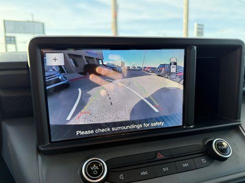 Used 2022 Ford Maverick XL FWD image 12