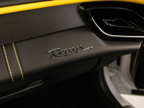 Certified 2026 Ferrari Roma Spider RWD image 33