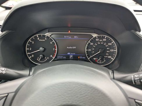 Used 2025 Nissan Altima 2.5 SV FWD image 25
