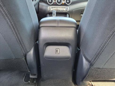 Used 2024 Nissan Sentra SV FWD image 16