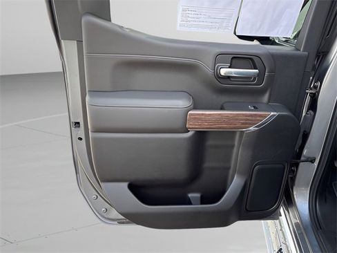 Used 2021 Chevrolet Silverado 1500 High Country image 19