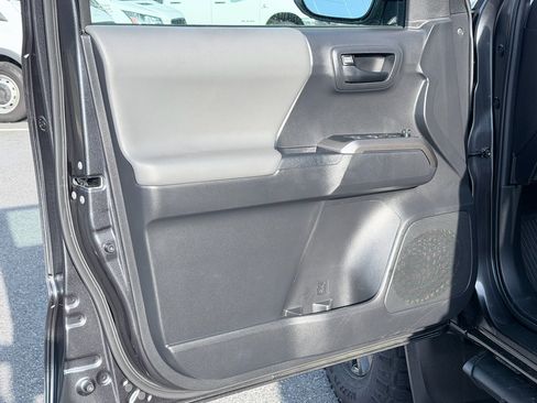 Used 2023 Toyota Tacoma SR5 w/ Technology Package AWD/4WD image 27