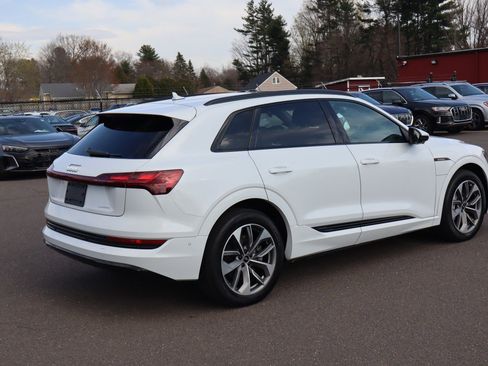 Used 2021 Audi e-tron Premium Plus w/ Premium Plus Package image 5
