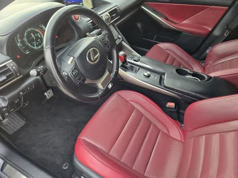 Used 2018 Lexus IS 300 F Sport RWD image 2