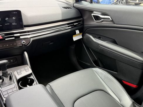 New 2026 Kia Sportage EX AWD/4WD image 18