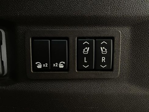 Used 2023 GMC Yukon Denali w/ Max Trailering Package AWD/4WD image 6