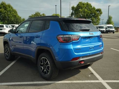 New 2025 Jeep Compass Trailhawk w/ Sun & Sound Group image 5