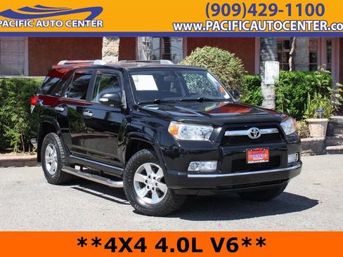 Used 2013 Toyota 4Runner SR5 w/ Convenience Pkg AWD/4WD image 1