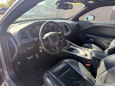 Used 2019 Dodge Challenger SXT w/ Plus Package RWD image 12