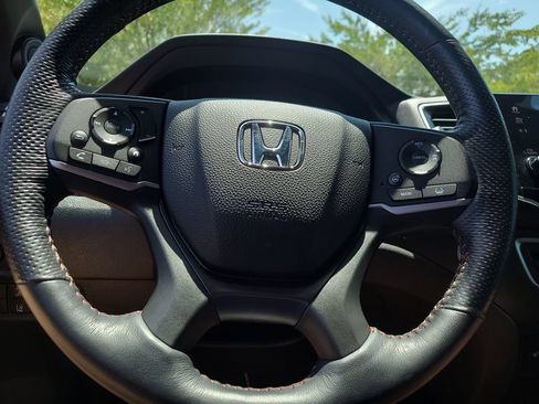 Used 2024 Honda Passport TrailSport image 30