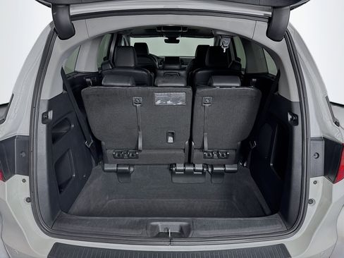 Certified 2024 Honda Odyssey Touring image 28