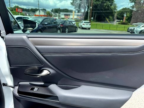 Used 2022 Lexus ES 350 F Sport w/ Accessory Package 2 image 35