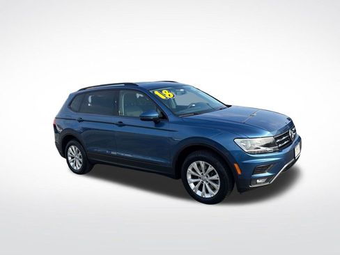 Used 2018 Volkswagen Tiguan S w/ Front Fog Lights Package image 11