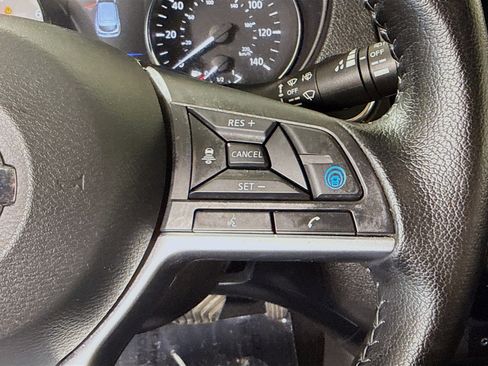 Used 2022 Nissan Rogue Sport SL AWD/4WD image 15