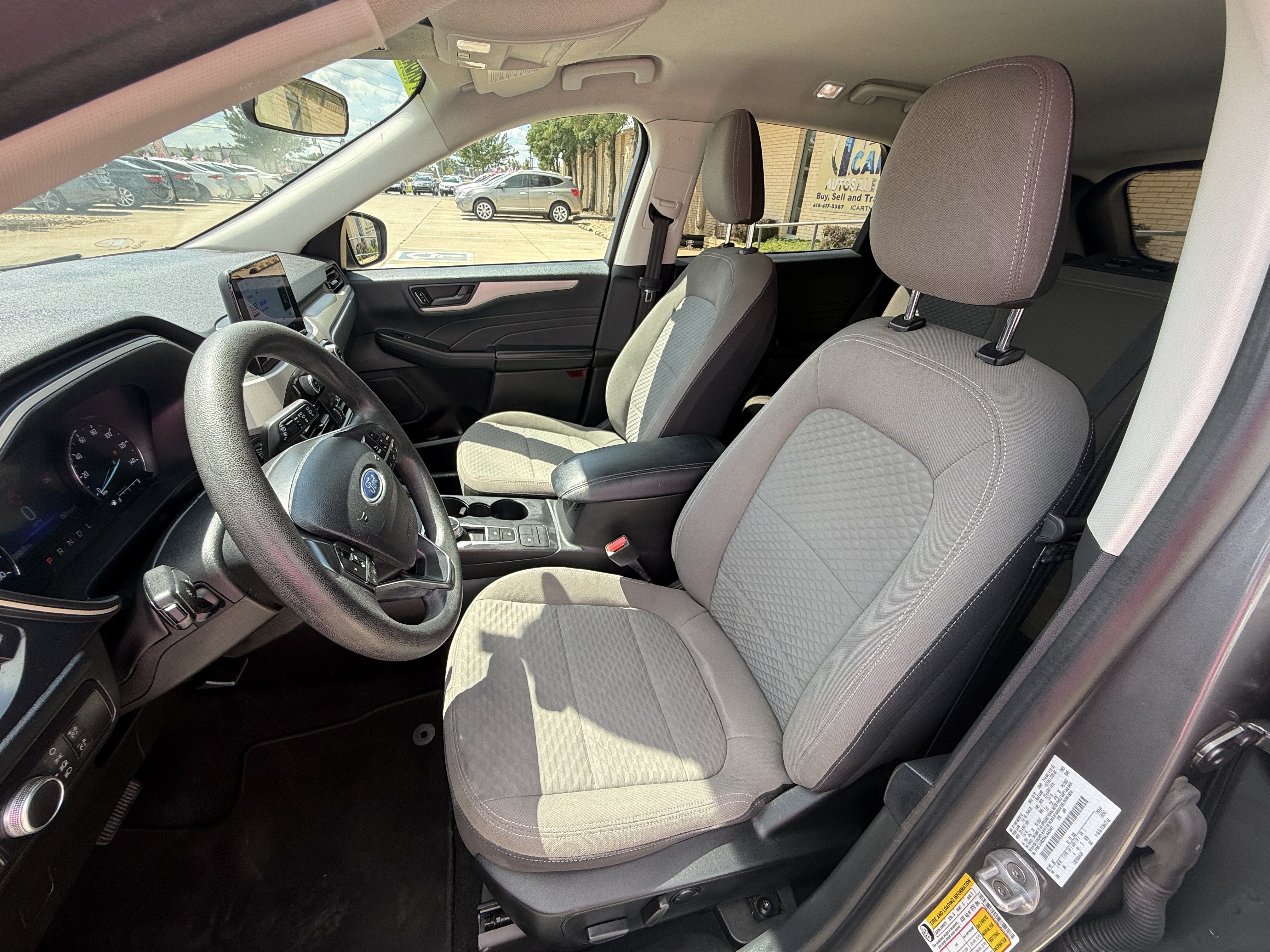Used 2022 Ford Escape SE AWD/4WD image 9