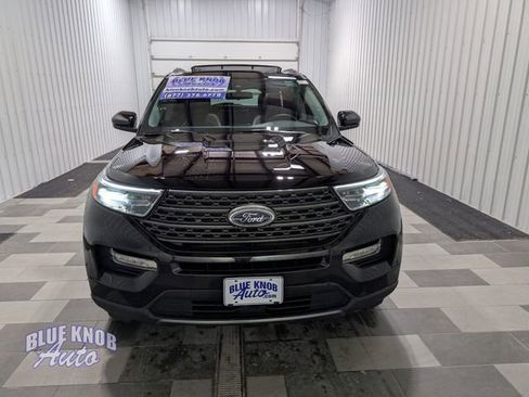 Used 2023 Ford Explorer XLT w/ Equipment Group 202A AWD/4WD image 6