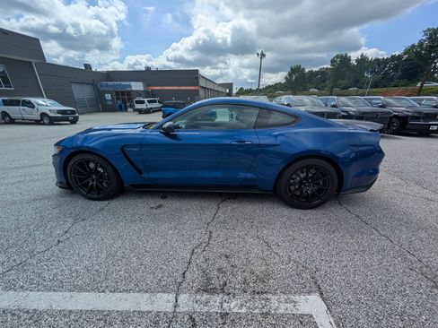 Certified 2017 Ford Mustang Shelby GT350 w/ Electronics Package RWD image 3