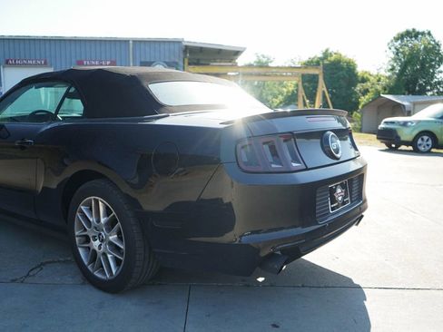 Used 2013 Ford Mustang GT Premium w/ Security Pkg image 18