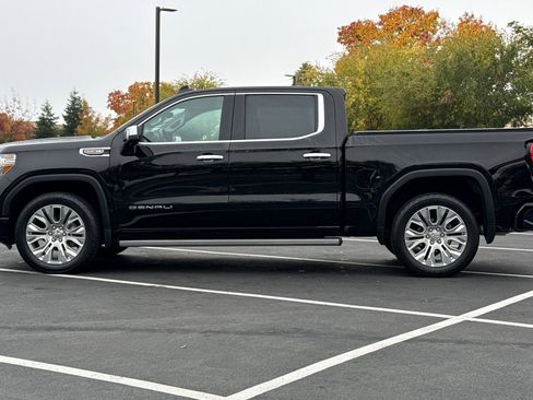 Used 2022 GMC Sierra 1500 Denali w/ Denali Reserve Package image 8