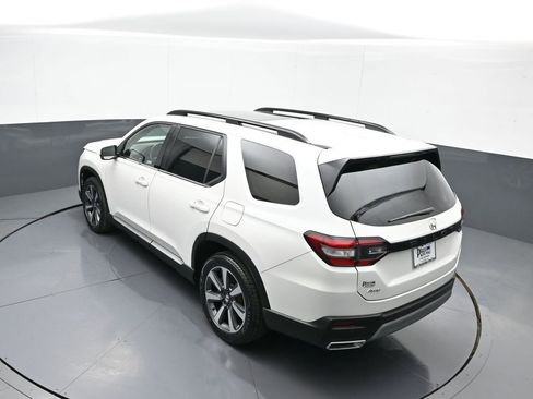 Certified 2023 Honda Pilot Elite image 43