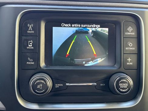 Used 2019 RAM 1500 Express AWD/4WD image 17