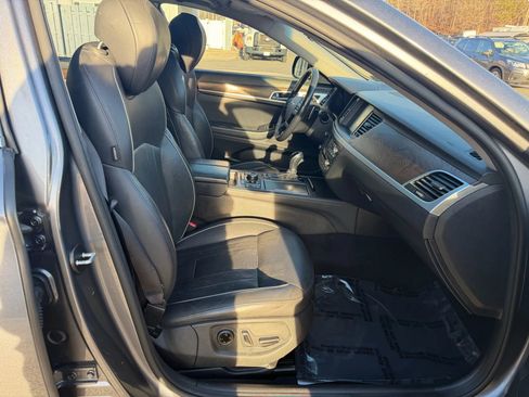 Used 2015 Hyundai Genesis 3.8 w/ Option Group 04 image 17