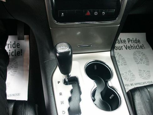 Used 2013 Jeep Grand Cherokee Laredo image 12