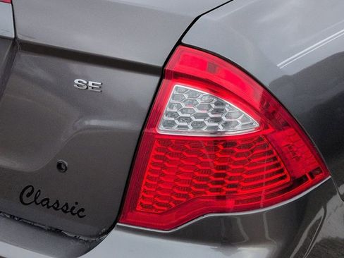 Used 2012 Ford Fusion SE image 30
