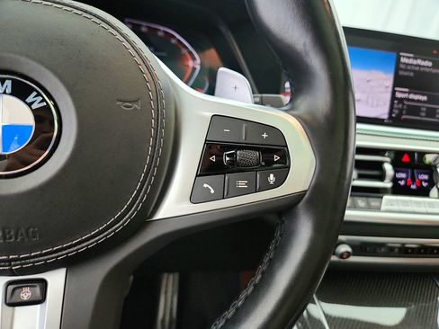 Used 2022 BMW X5 xDrive40i AWD/4WD image 22