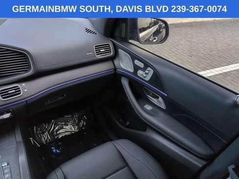 Used 2025 Mercedes-Benz GLS 450 4MATIC image 18
