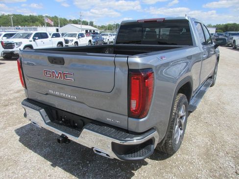 New 2026 GMC Sierra 1500 SLT w/ SLT Premium Plus Package AWD/4WD image 4