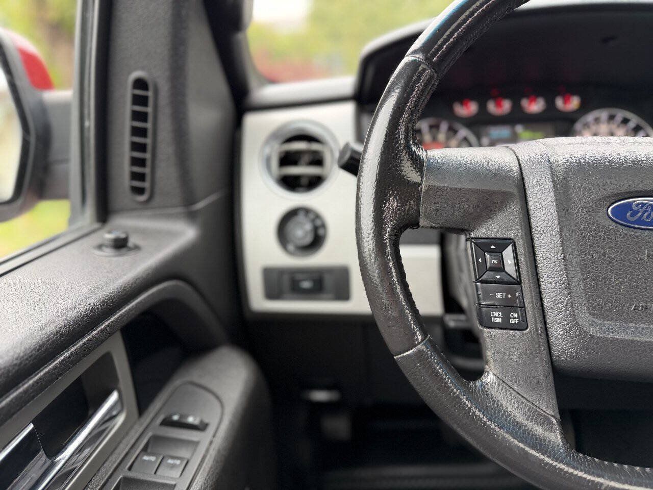 Used 2012 Ford F150 FX4 w/ FX Luxury Pkg AWD/4WD image 23